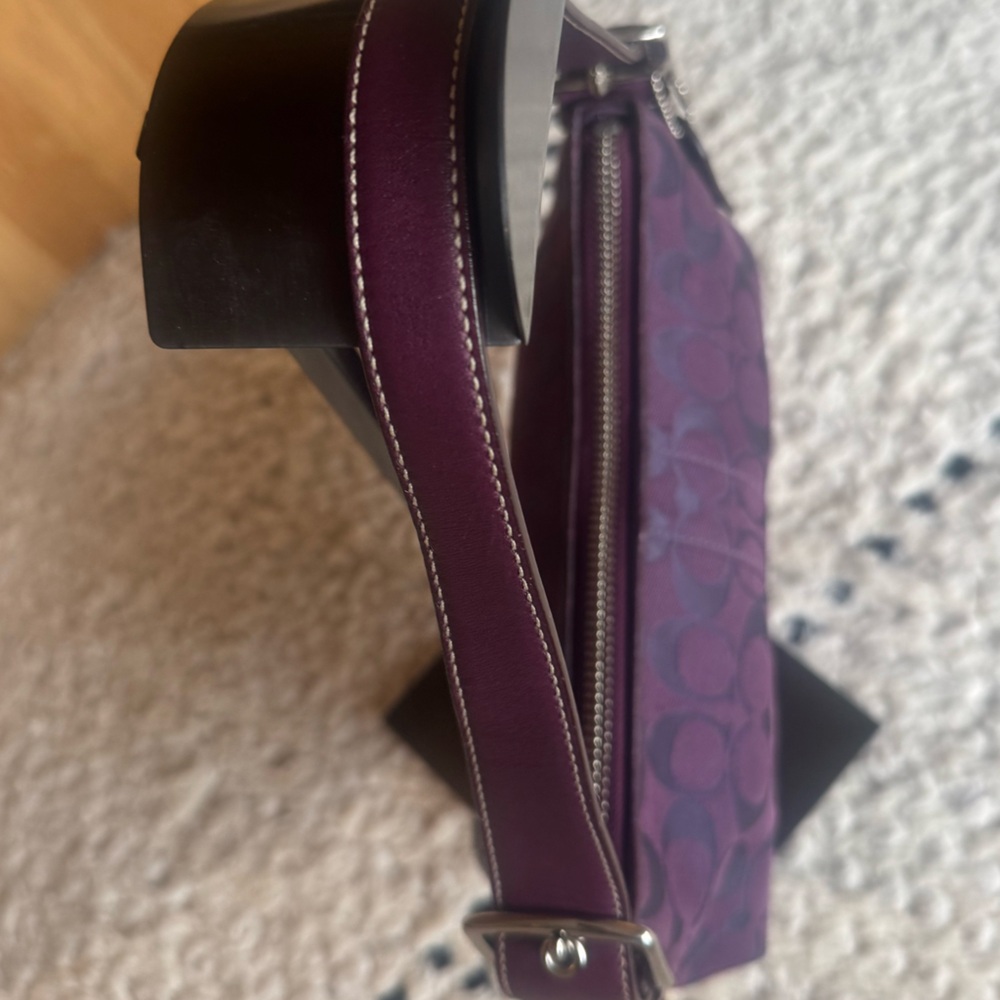 Rare Coach Vintage Y2K 2004 East West Purple/Plum Bag💜 - Picture 8 of 13